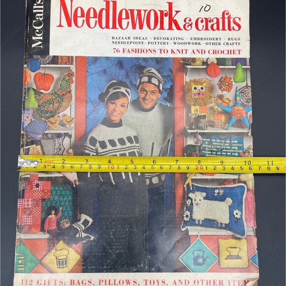 Vintage McCalls Needlework Craft Knitting Art Collage Crafts Fall Winter 1966-67 - Picture 9 of 10